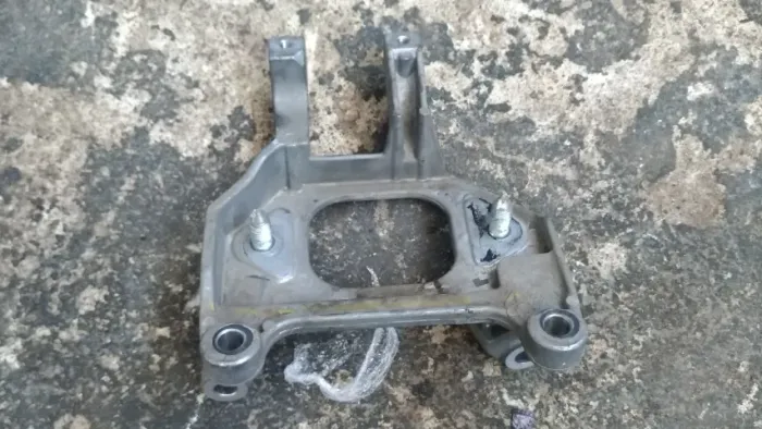 Suporte Esquerdo do Coxim do Motor Nissan Versa 2015 a 2020 11254 9LH0A