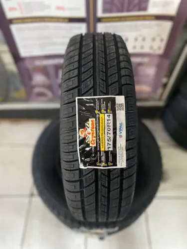 Par de pneus 175/70/14 Remold Crystone *borracha vipal* (instalação gratuita)