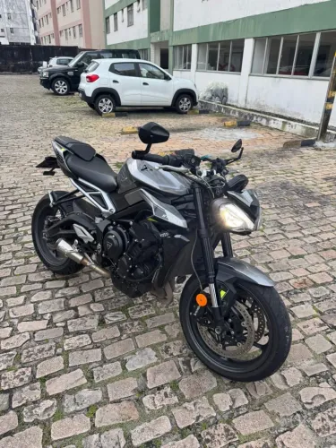 Street Triple 765 R