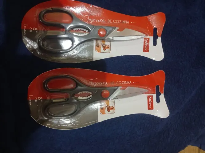 Tesoura de Cozinha Wellmix 8'' 20,00