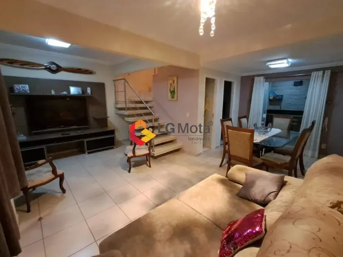 CASA A VENDA NO VILLAGE CÓRSEGA EM CAMPINAS: