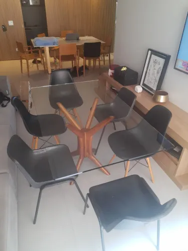 Vendo Jogo Mesa Central + 6 cadeiras