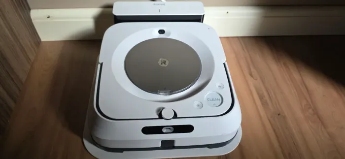 Robo passa pano Irobot semi novo