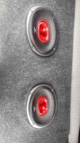 Hurricane MBC 690 6x9 Par