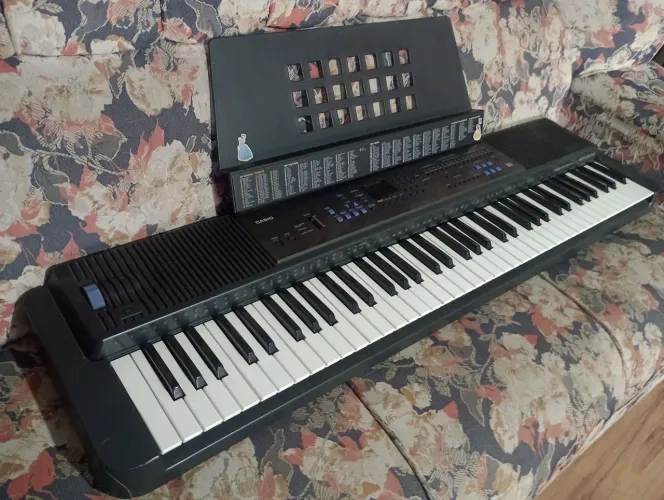 Teclado Casio / Modelo WK-1500