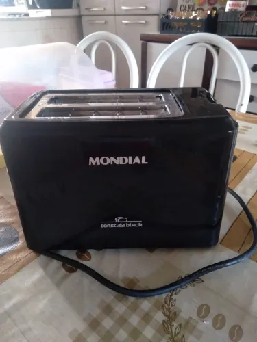 Vendo Torradeira Toast due Black da Marca Mondial