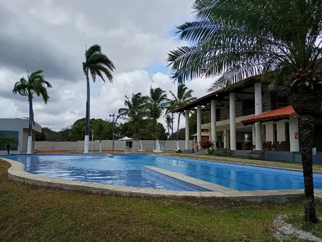 Linda casa em condomínio na Lagoa do Banana