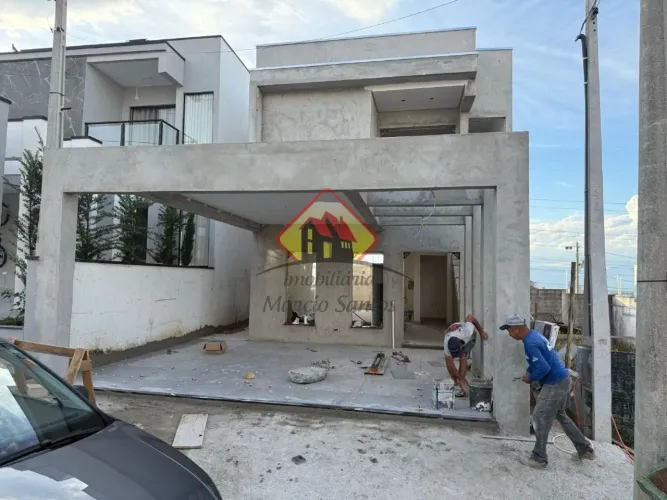 Venda de Casas / Sobrado na cidade de Taubaté