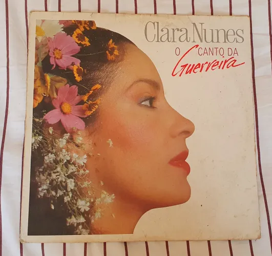 Disco de vinil CLARA NUNES
