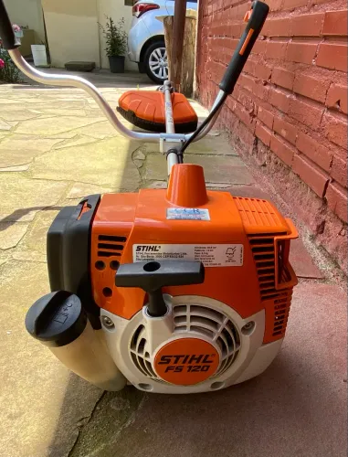VENDO Roçadeira a combustão FS 120 Stihl