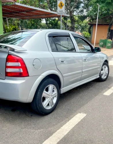 Chevrolet Astra 2.0 8V/ CD 2.0 8V Hatchback 5P MEC 2003