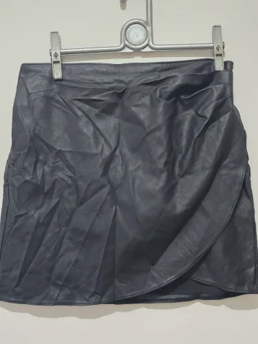 Abercrombie & Fitch Saia Feminina Couro Sintético