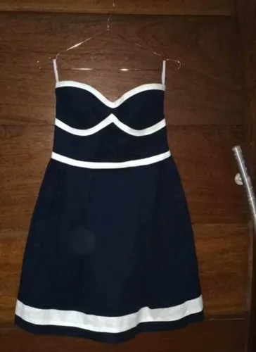 Vestido tomara que caia clássico- P