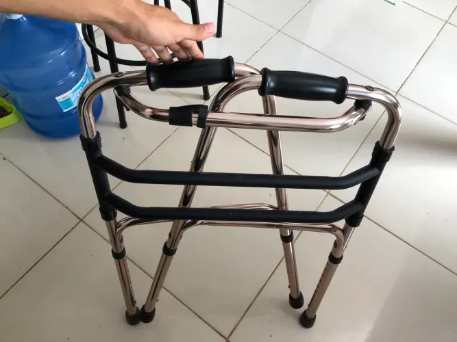 Andador articulado mercur 130kg