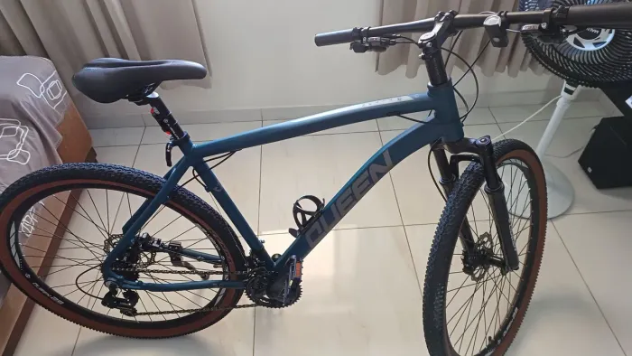 Bicicleta em aluminio aro 29 freios discos hidraulicos