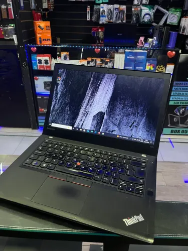 Notebook Lenovo ThinkPad T470 i5 7Th 8GB RAM SSD 256GB Com Garantia