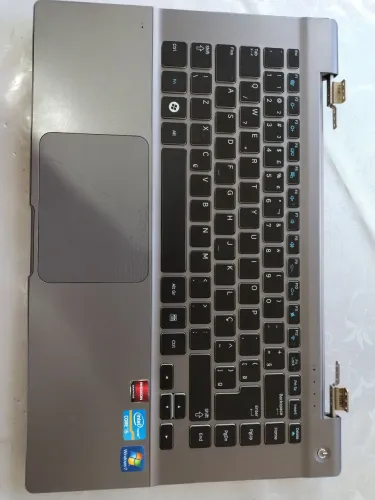 Teclado de Notebook - Peça de Hardware