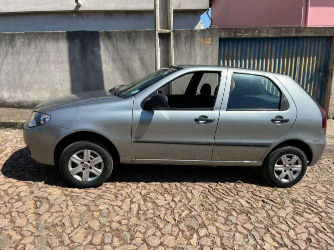 Fiat Palio 1.0 Economy Fire Flex 8V 4P 2012