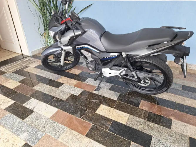 Vendo Titan 160 2023