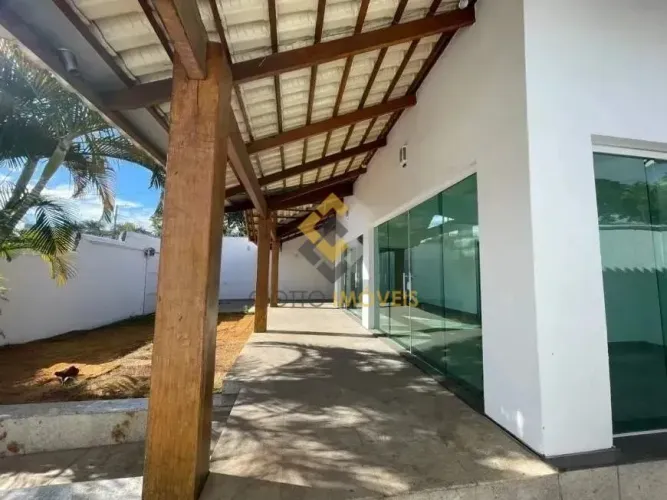 Casa comercial para alugar no Itapoã