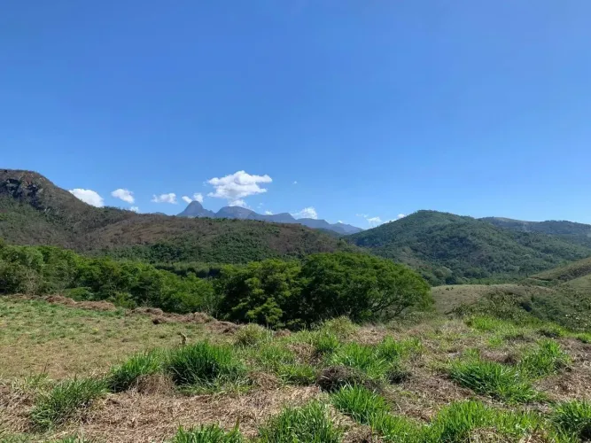 Excelente terreno plano à venda em Secretário RJ