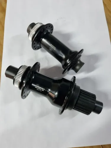 Par cubos shimano tc500 boost microspline