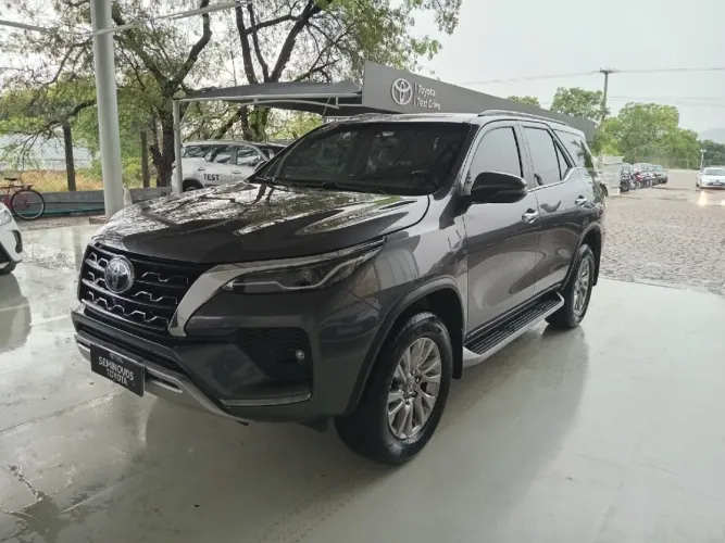 Toyota Hilux SW4 SRX 4X4 2.8 TDI 16V Dies. Aut. 2022