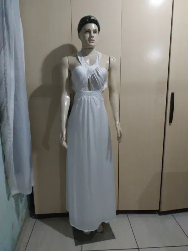 Vestido Longo Branco Elegante