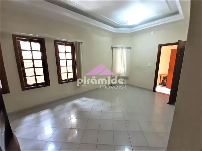 Casa com 4 dormitórios para Locação - R$ 5.800,00/mês - Jardim das Indústrias - São José d