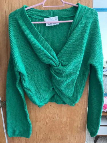 Blusa quentinha com detalhe de nó