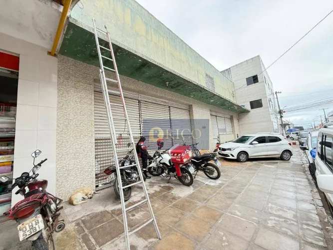 Galpão para alugar, 1100 m² por R$ 23.000,00/mês - Centro - Arapiraca/AL