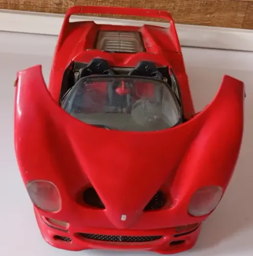 Miniatura Ferrari F50 Maisto 1995 Escala 1:18