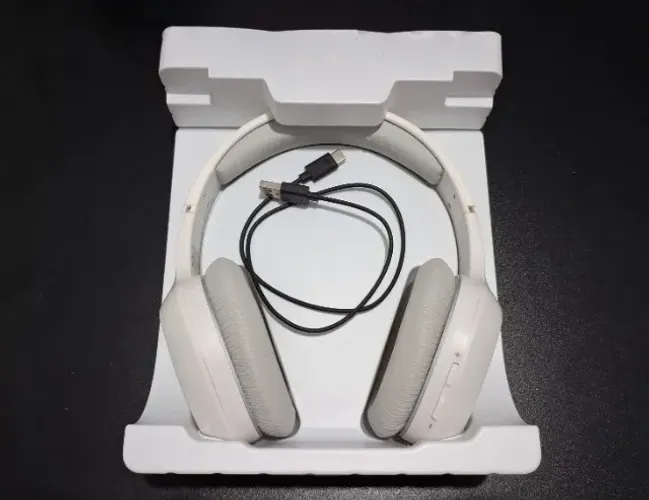 Headphone Edifier W800BT Plus Bluetooth 55h de Bateria (Fone de ouvido Branco sem fio)