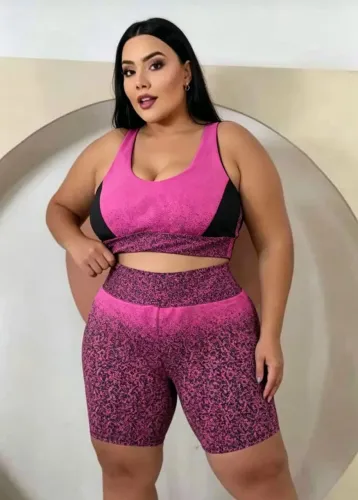 Conjunto fitness no tecido jaca top sem bojo.<br><br>Tamanho GG veste 46/48<br><br><br>*Apenas 69,99*