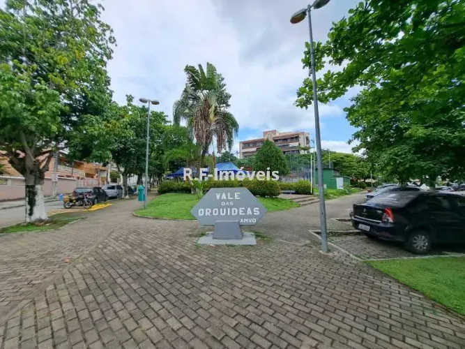 Apartamento : Padrão / Residencial / Vila Valqueire