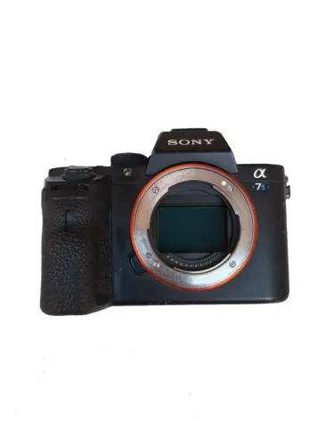 Câmera Sony A7sII Fullframe + Adaptador Canon + Microfone e Led
