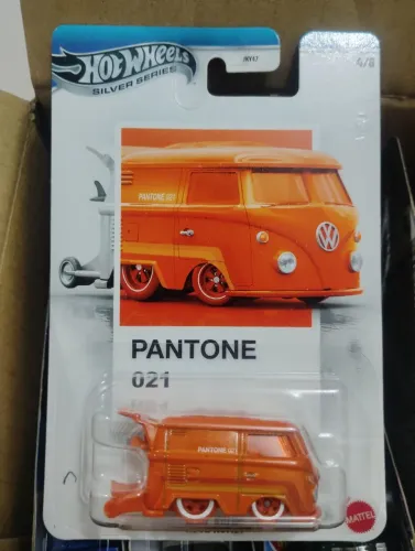 Hot Wheels Kool Kombi Pantone