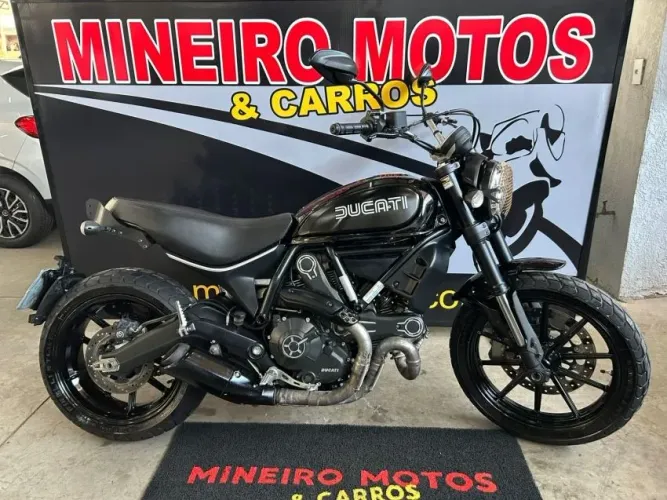 SCRAMBLER ICON 800cc