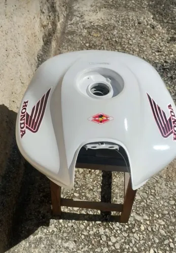 Tanque da CB 600 Hornet 2013 em diante
