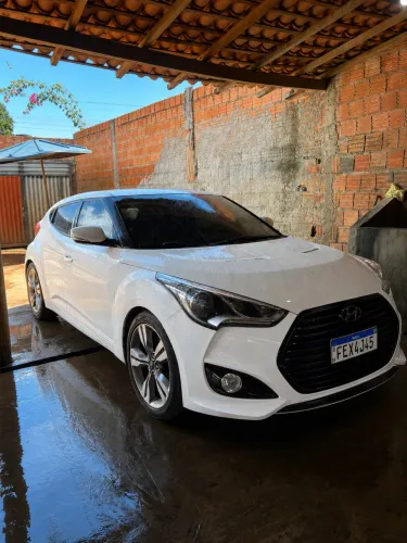 Hyundai Veloster 1.6 16V 140cv Aut. 2013