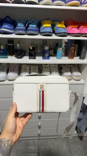 Bolsa Tommy Hilfiger branca