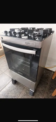 Fogão 4 bocas com forno