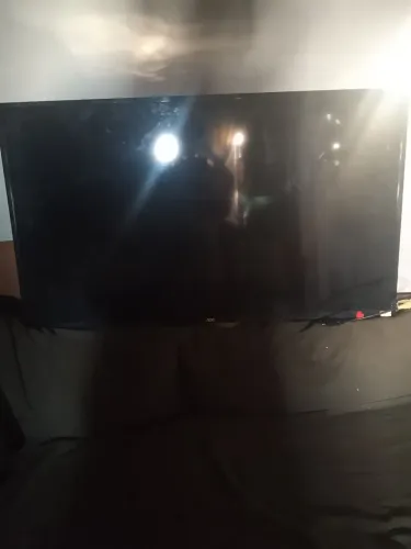 Tv AOC para retirada de peças