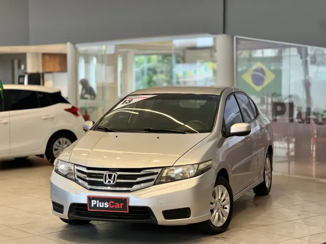 Honda City Sedan LX 1.5 Flex 16V 4P Mec. 2013