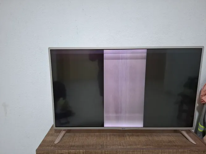 TV LG 42 Polegadas para conserto, está com a imagem falhando, mas som está ok