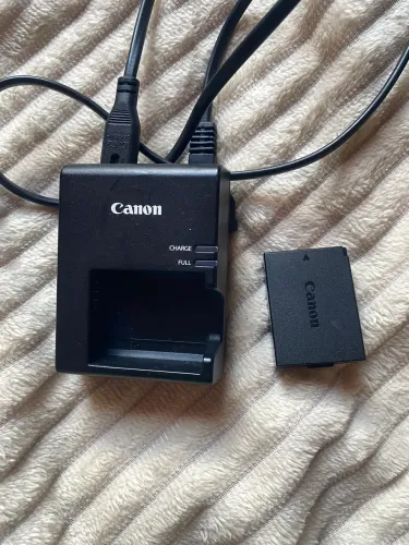 Canon Eos Rebel T100