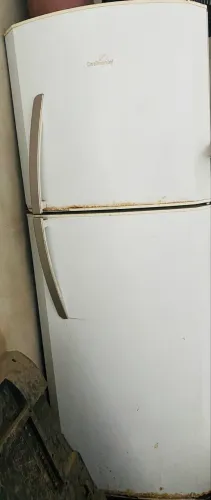 Geladeira com defeito