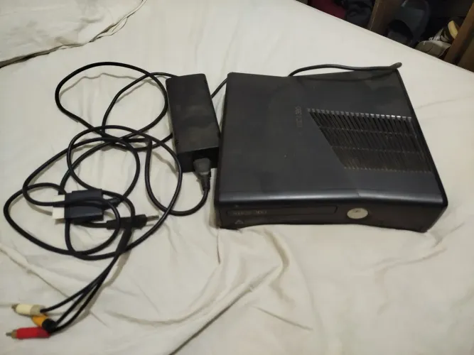 Xbox com fonte original