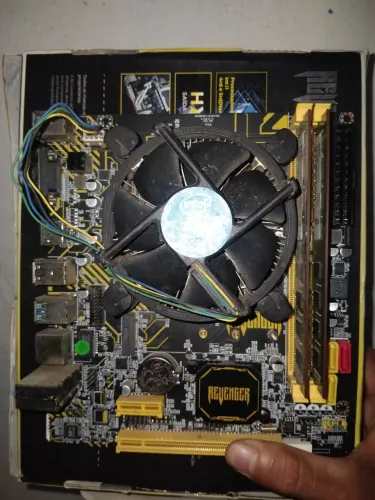 Kit placa mãe revenger lga 1150 intel core I5 4440 6 Gb ram