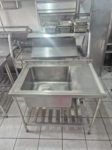 PIA INOX INDUSTRIAL COM CUBA NA ESQUERDA
